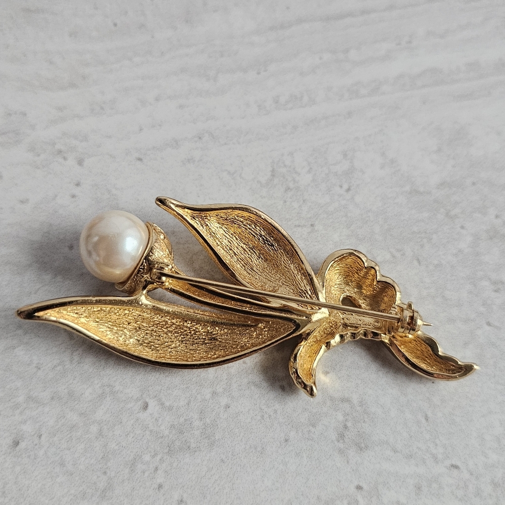Vintage Dior Floral Pearl and Rhinstone Brooch - Picture 3 of 11